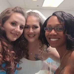 Meet your Posher, Lina